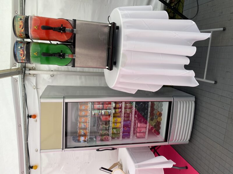 Lej f.eks. slush-ice og køleskab